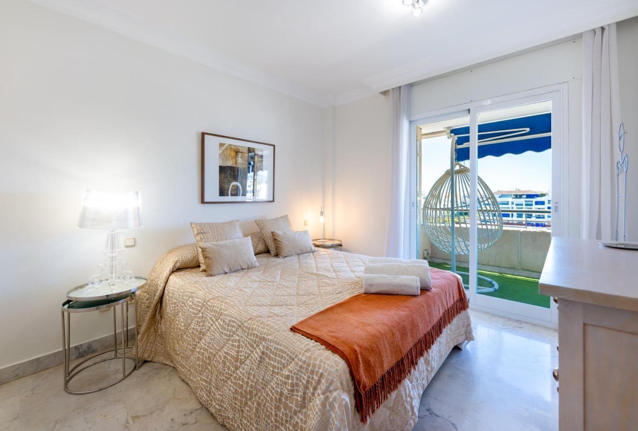 Appartamento In Puerto Banus With Pool Views And Parking