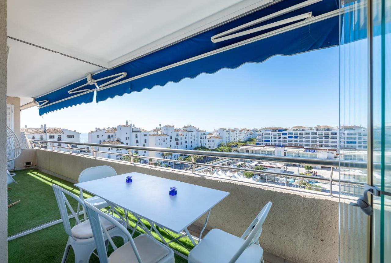 In Puerto Banus With Pool Views And Parking Apartment