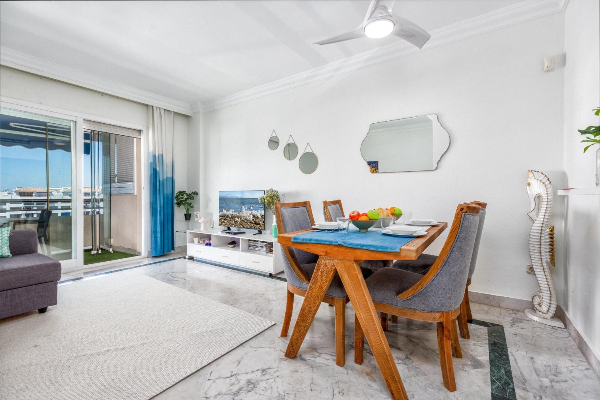 Apartamento In Puerto Banus With Pool Views And Parking Marbella